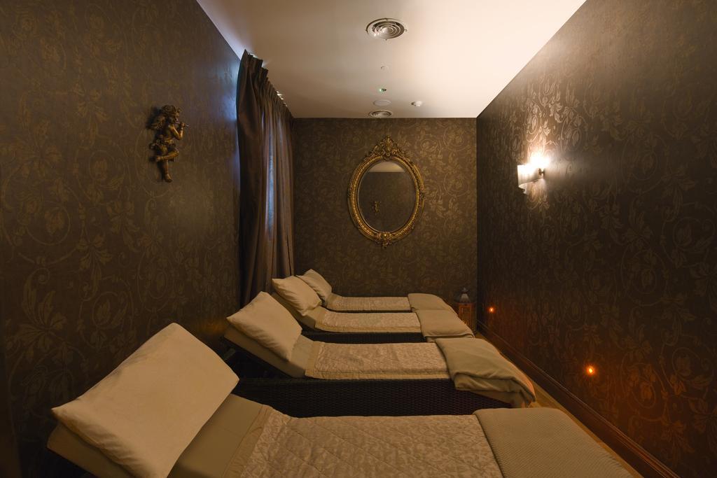 Canal Court Newry Luaran gambar