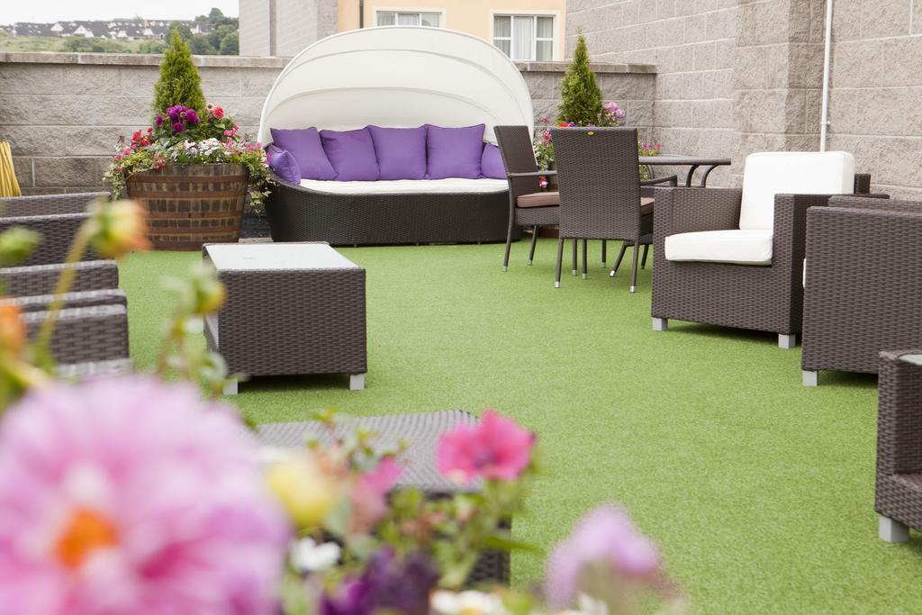 Canal Court Newry Luaran gambar