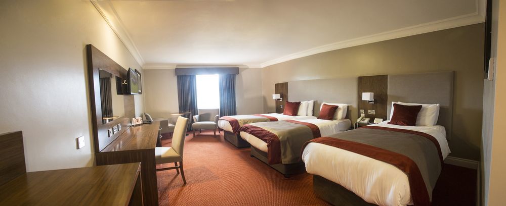 Canal Court Newry Luaran gambar