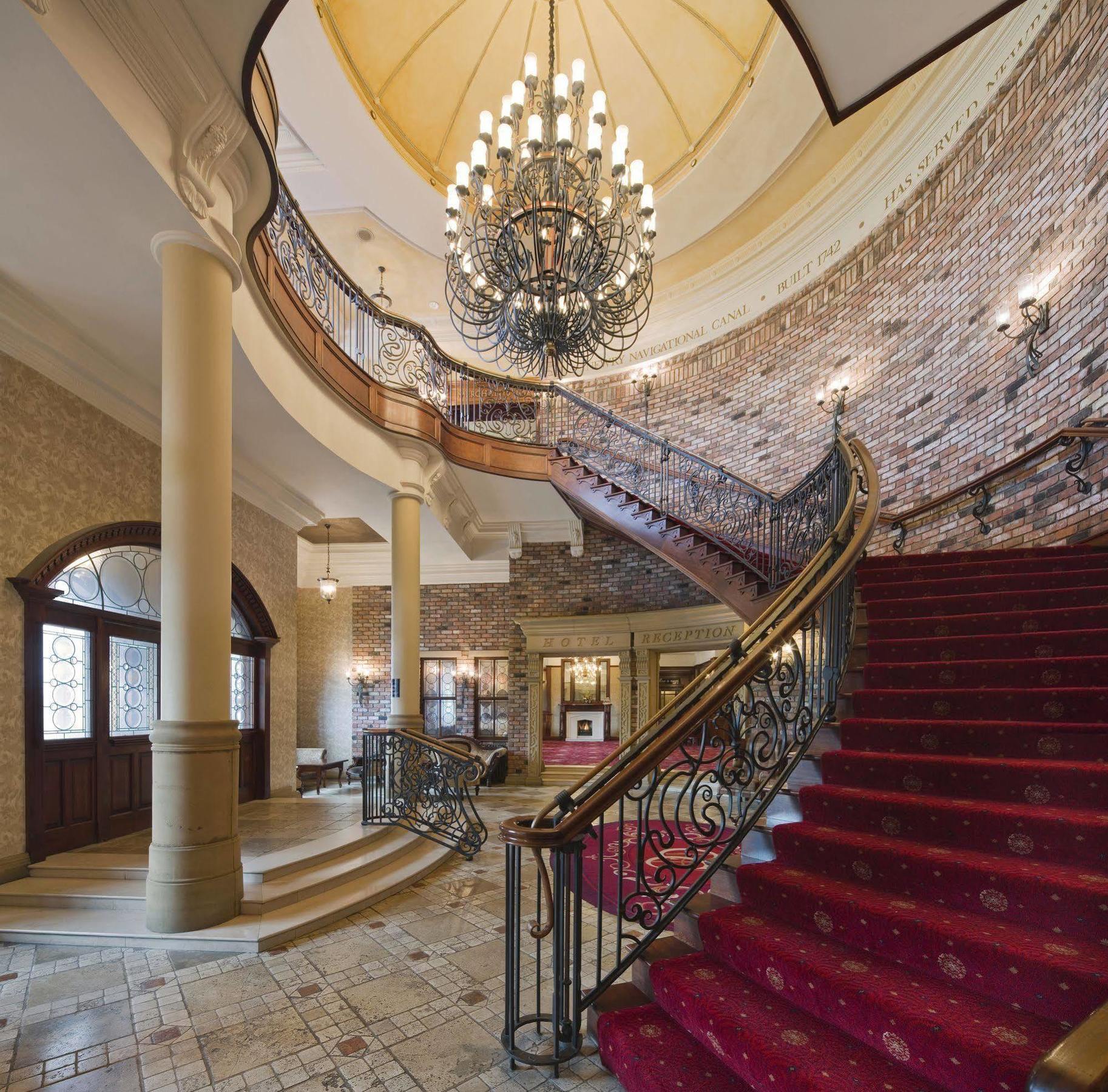 Canal Court Newry Luaran gambar