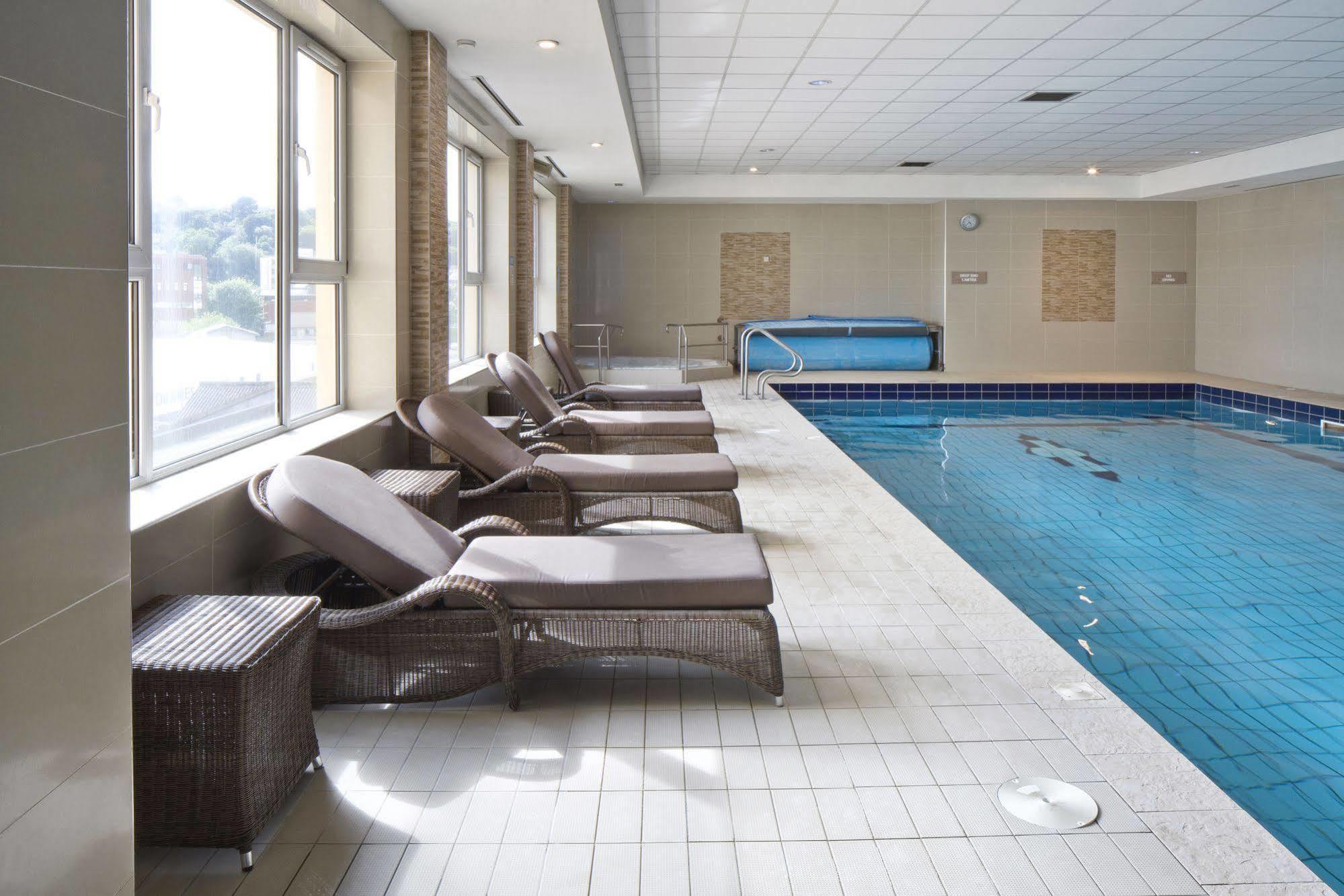 Canal Court Newry Luaran gambar