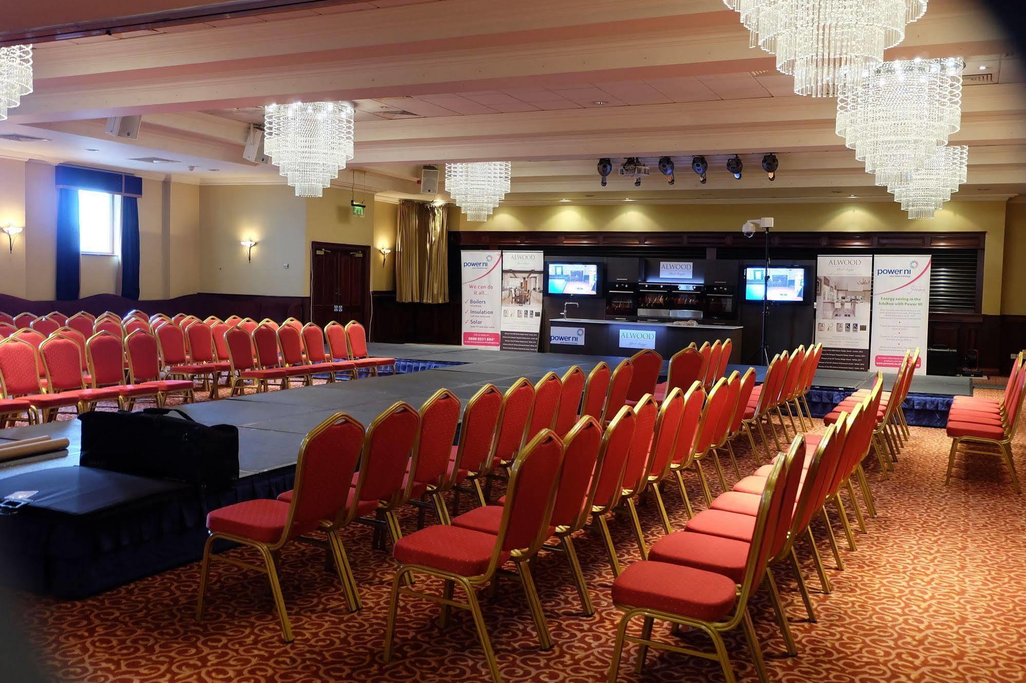 Canal Court Newry Luaran gambar